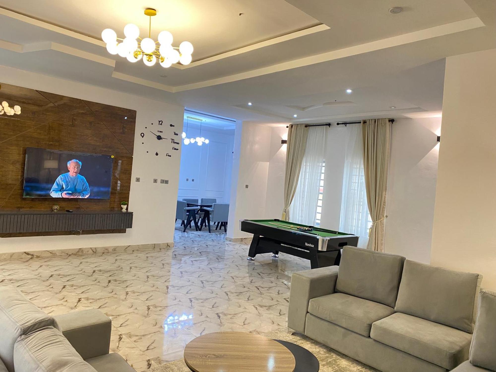 Luxe Haven Lekki Apartment Exterior photo