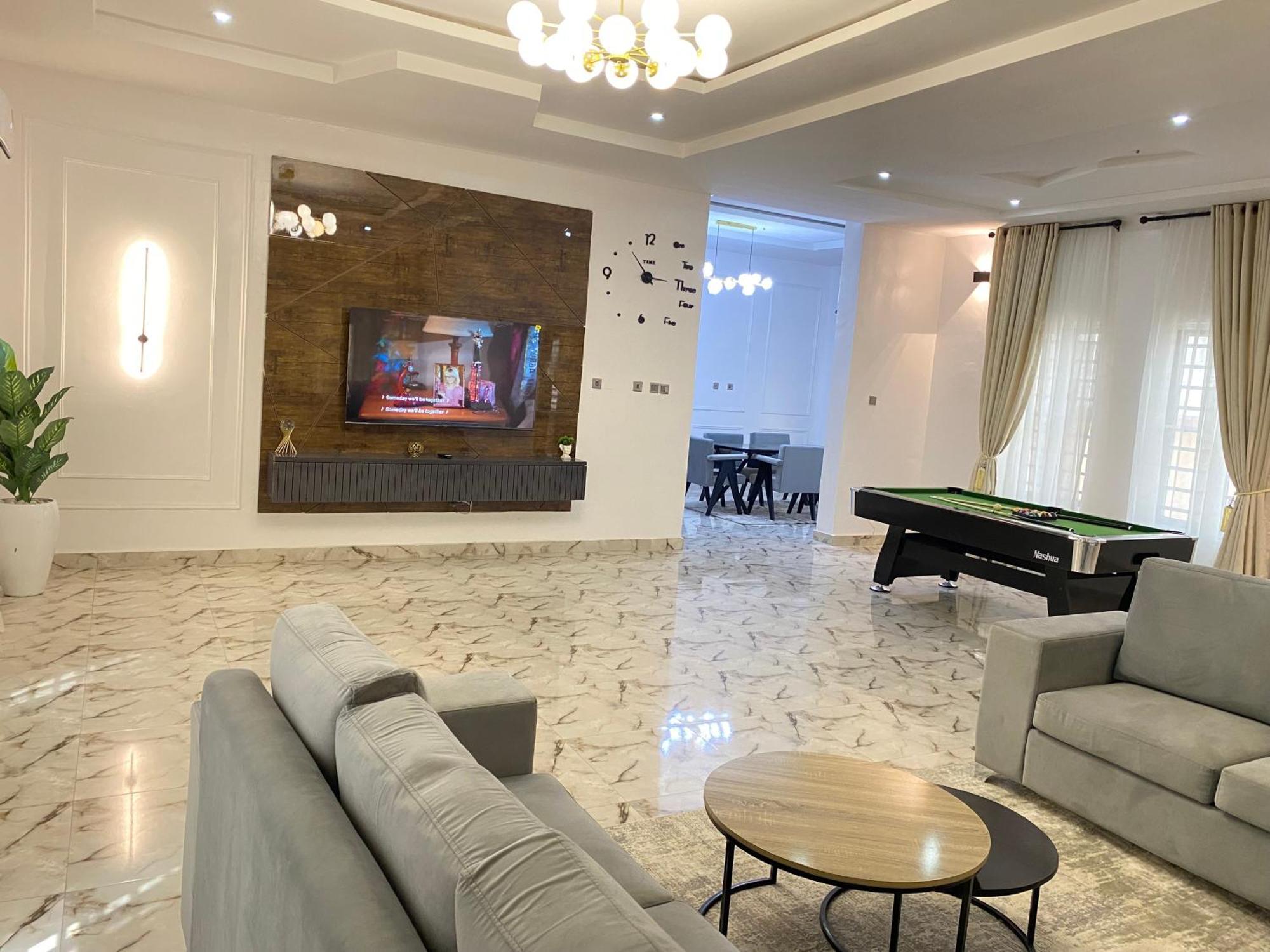 Luxe Haven Lekki Apartment Exterior photo